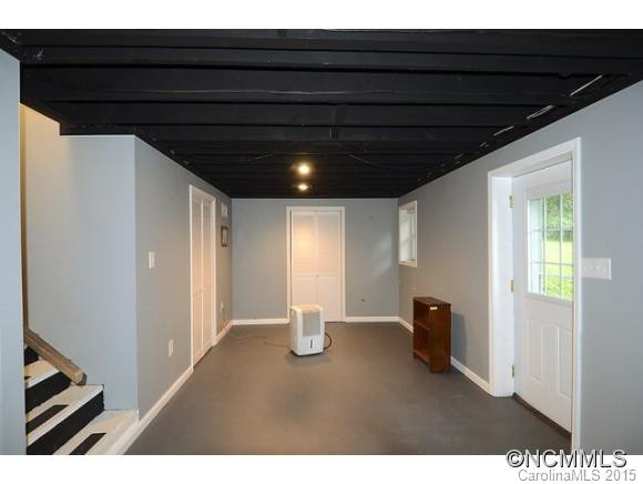 1450 Airport Road - Photo 5