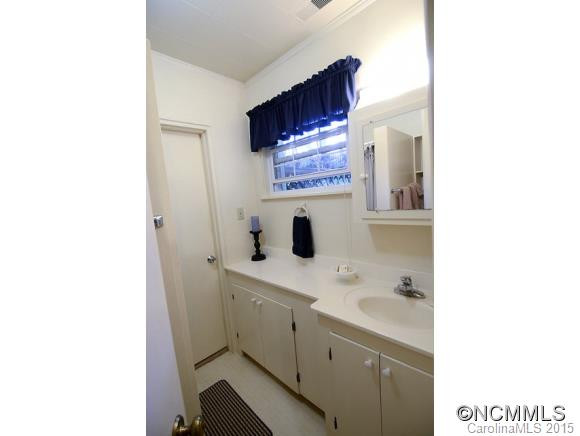 1450 Airport Road - Photo 6
