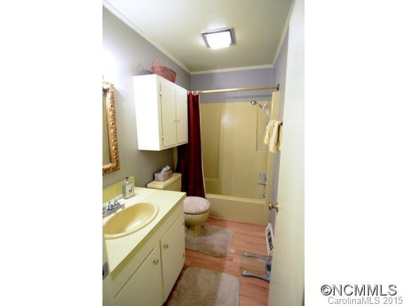 1450 Airport Road - Photo 7