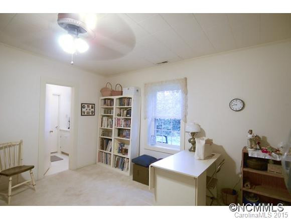 1450 Airport Road - Photo 9