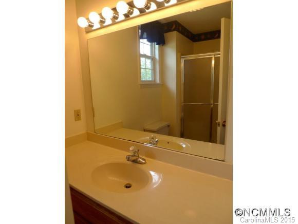 2631 Laurel Point Dr - Photo 11