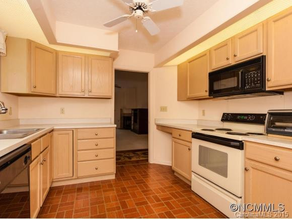 870 South Park Place - Photo 7