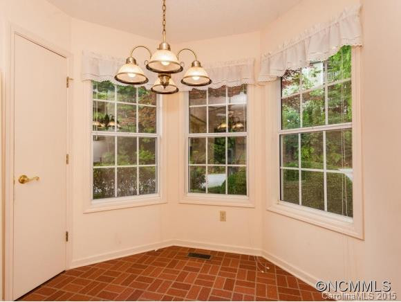 870 South Park Place - Photo 8