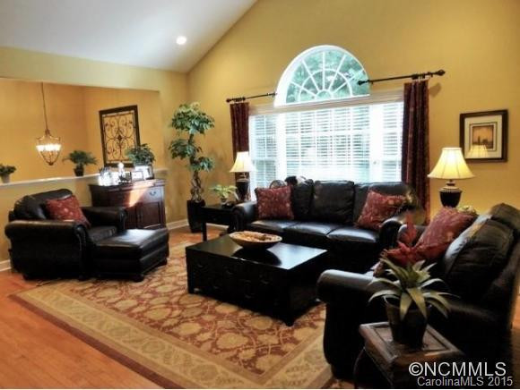 185 Patriots Drive - Photo 4