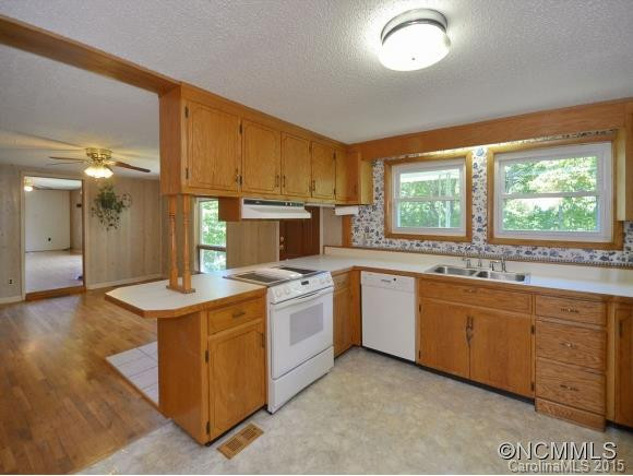 27 CIRCLE DRIVE - Photo 11