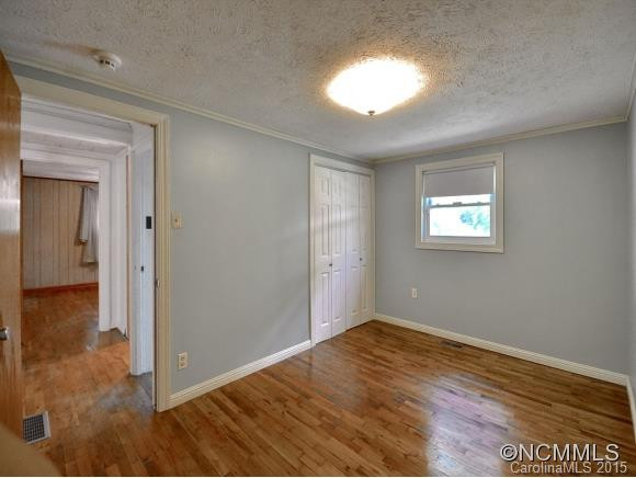 27 CIRCLE DRIVE - Photo 6