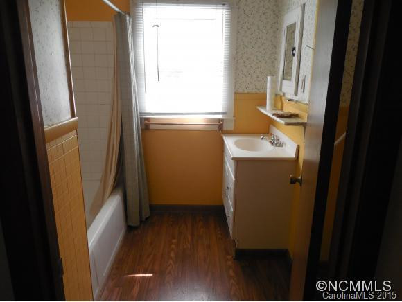 138 West Buckeye Road - Photo 4