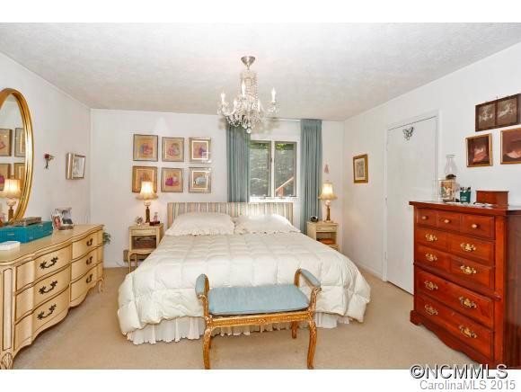 37 Mountain Crest Drive - Photo 10