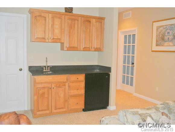 16 Unoga Court - Photo 15