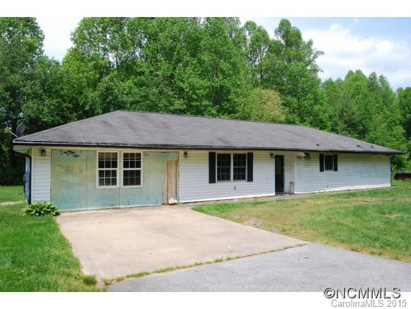 122 Crest Rd