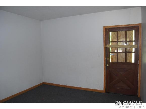 122 Crest Rd - Photo 13