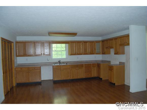 122 Crest Rd - Photo 6