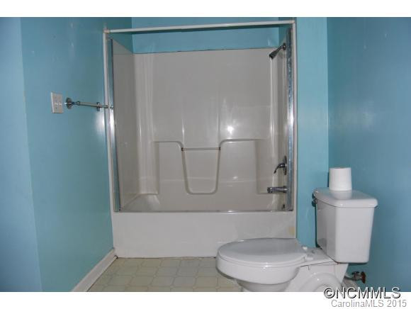 122 Crest Rd - Photo 10