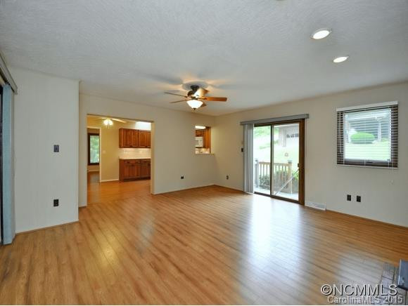 18 JOHNSON DRIVE - Photo 17
