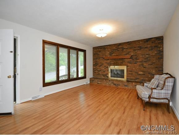 18 JOHNSON DRIVE - Photo 5