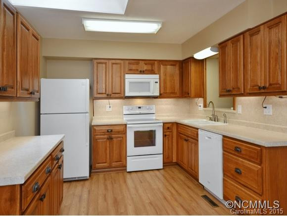 18 JOHNSON DRIVE - Photo 7