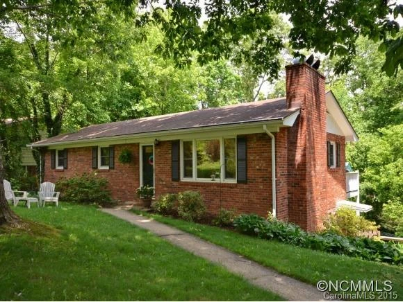 17 LAUREL PARK DRIVE