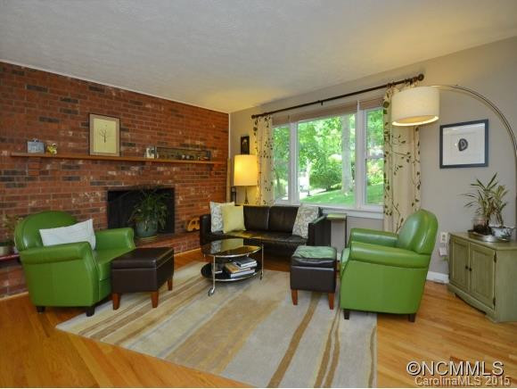 17 LAUREL PARK DRIVE - Photo 2