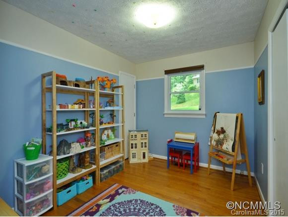 17 LAUREL PARK DRIVE - Photo 11