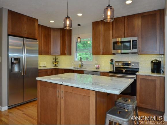 17 LAUREL PARK DRIVE - Photo 4