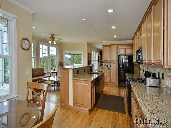 3 GOVERNORS DRIVE - Photo 12