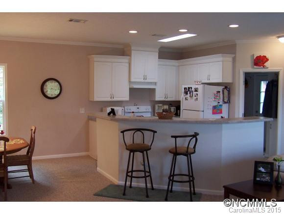 243 Stratford Dr. - Photo 13
