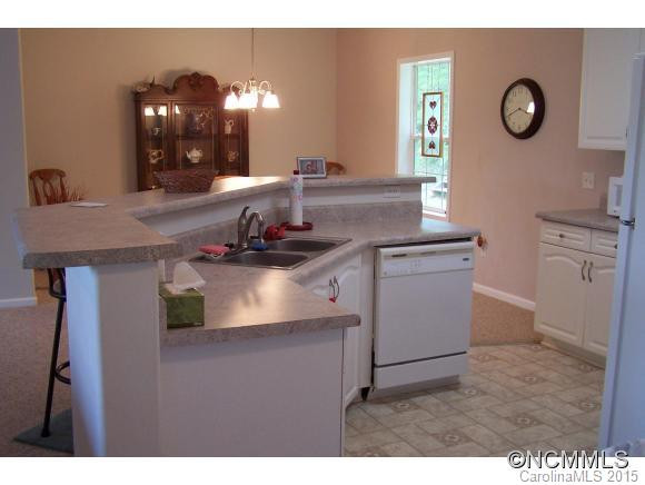 243 Stratford Dr. - Photo 10