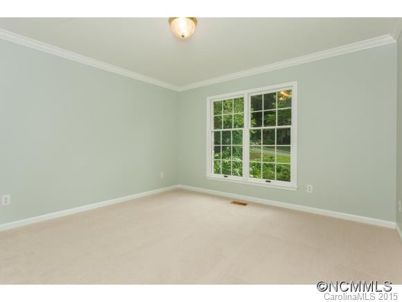71 Oak Gate Drive - Photo 16