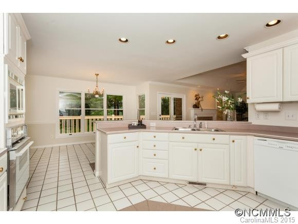 71 Oak Gate Drive - Photo 7