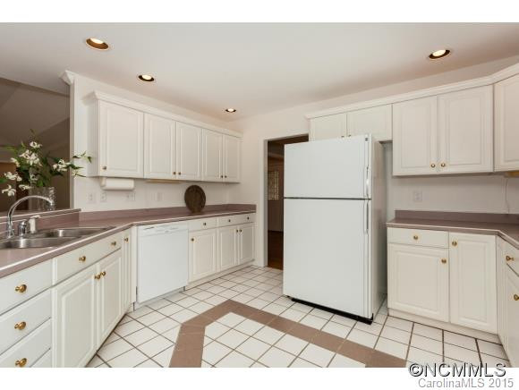 71 Oak Gate Drive - Photo 8