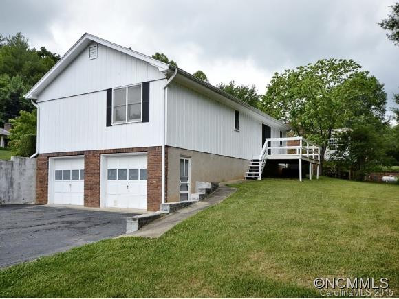 307 WOODY LANE - Photo 17