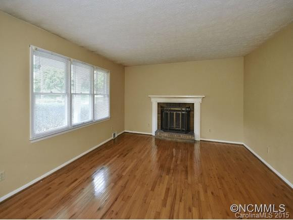 307 WOODY LANE - Photo 5