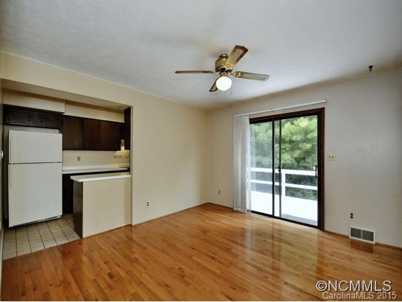 307 WOODY LANE - Photo 6