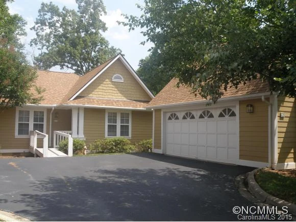 903 Woodlea Court