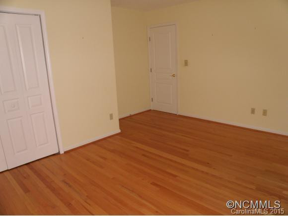 903 Woodlea Court - Photo 13