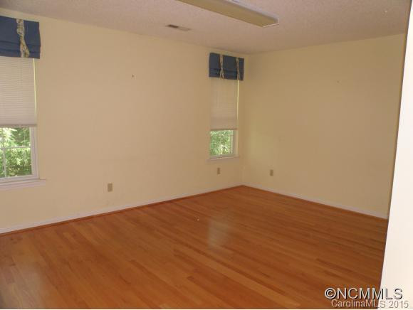 903 Woodlea Court - Photo 15