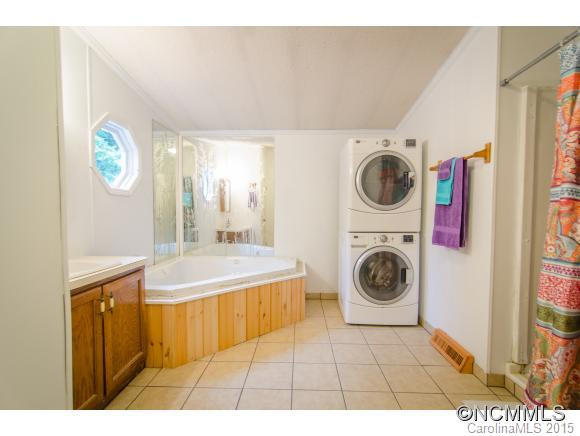 58 McIntosh Road - Photo 6