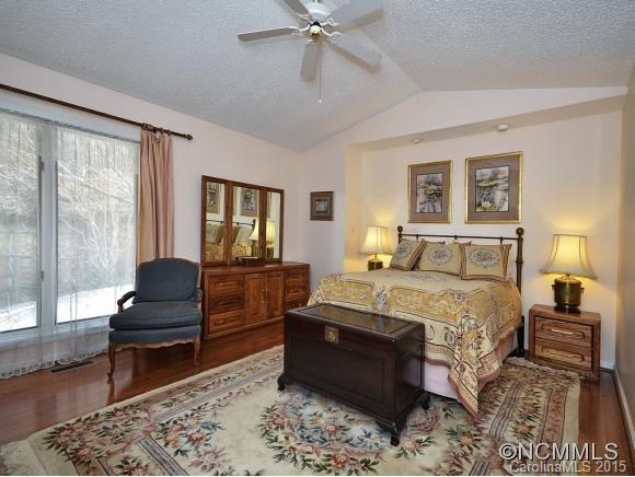 605 Upper Sondley Drive - Photo 11
