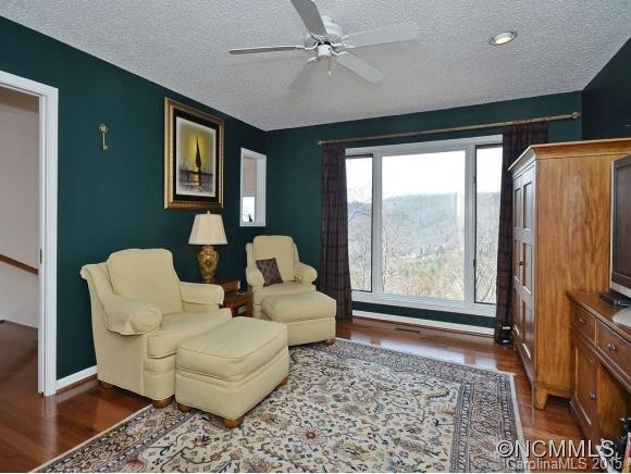 605 Upper Sondley Drive - Photo 12