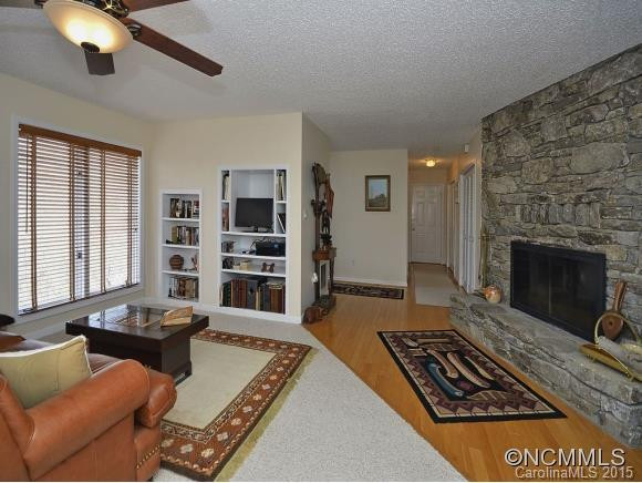 605 Upper Sondley Drive - Photo 10