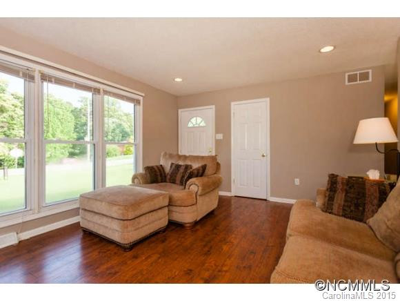 193 Mount Carmel Rd - Photo 2