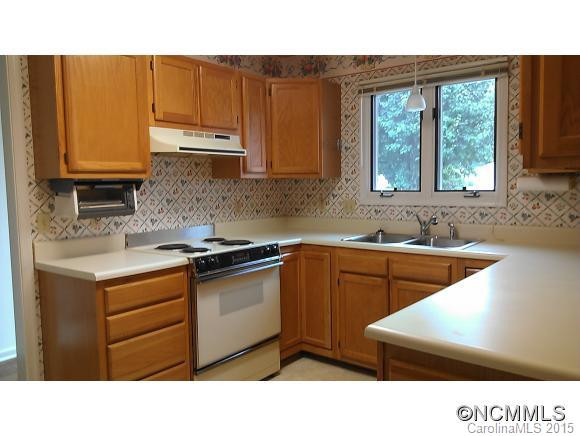 40 Doanbury Ct - Photo 2