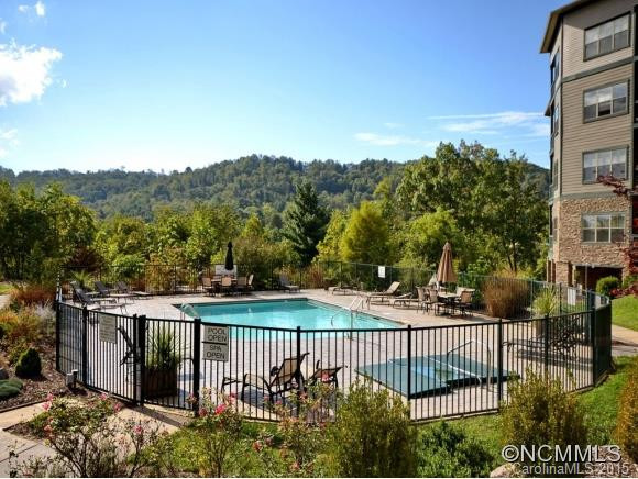 9 KENILWORTH KNOLL, #410 - Photo 13