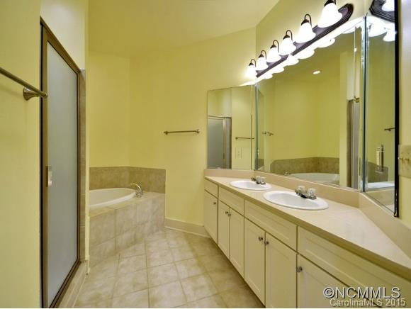 9 KENILWORTH KNOLL, #410 - Photo 7