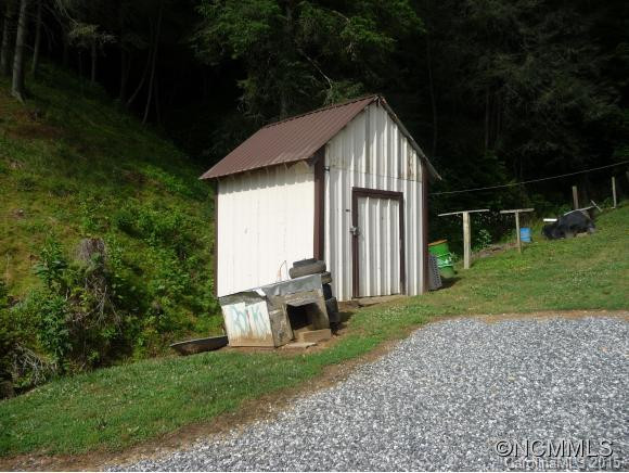 376 LOWER FLAT CREEK ROAD - Photo 2