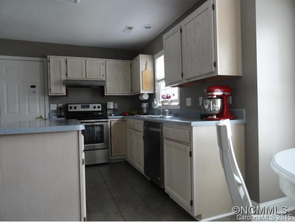 1015 Thorncrest. Drive - Photo 4