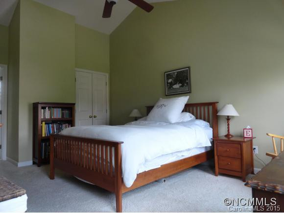 1015 Thorncrest. Drive - Photo 9