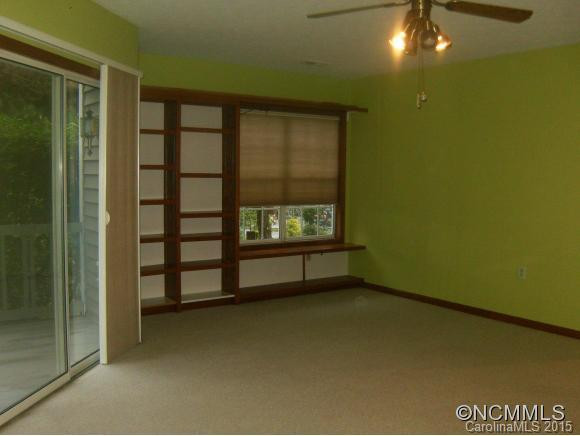 621 East Park Place - Photo 13