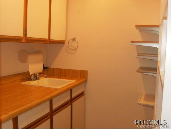 621 East Park Place - Photo 16