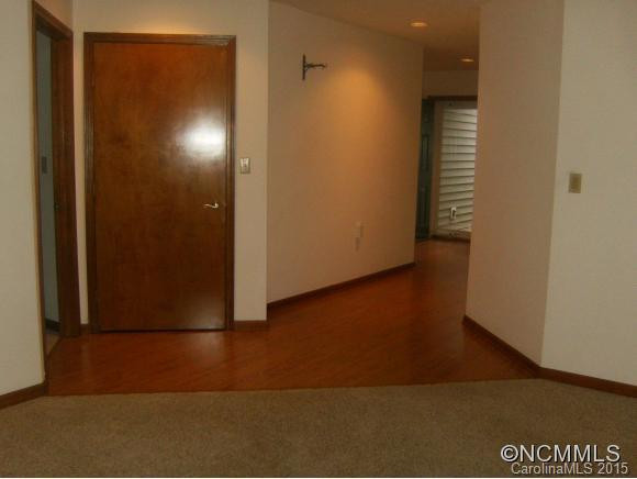 621 East Park Place - Photo 5